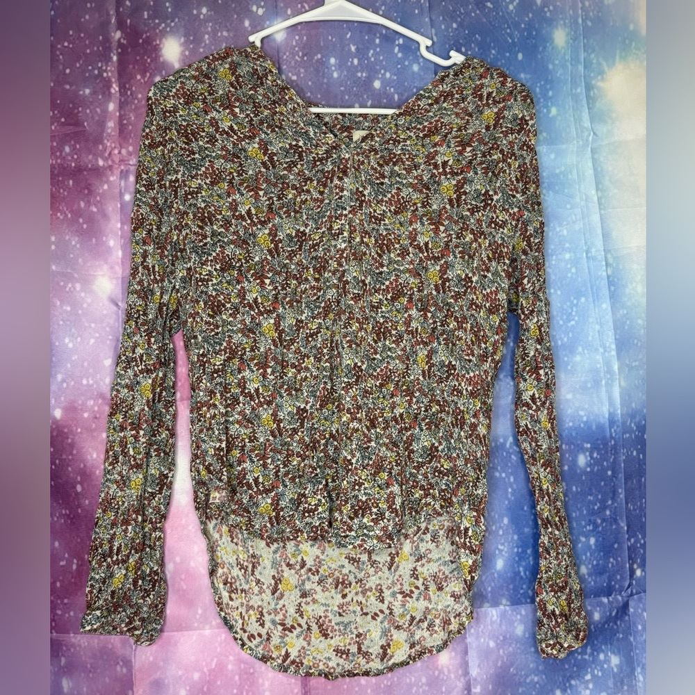 Hinge floral blouse 🛍
